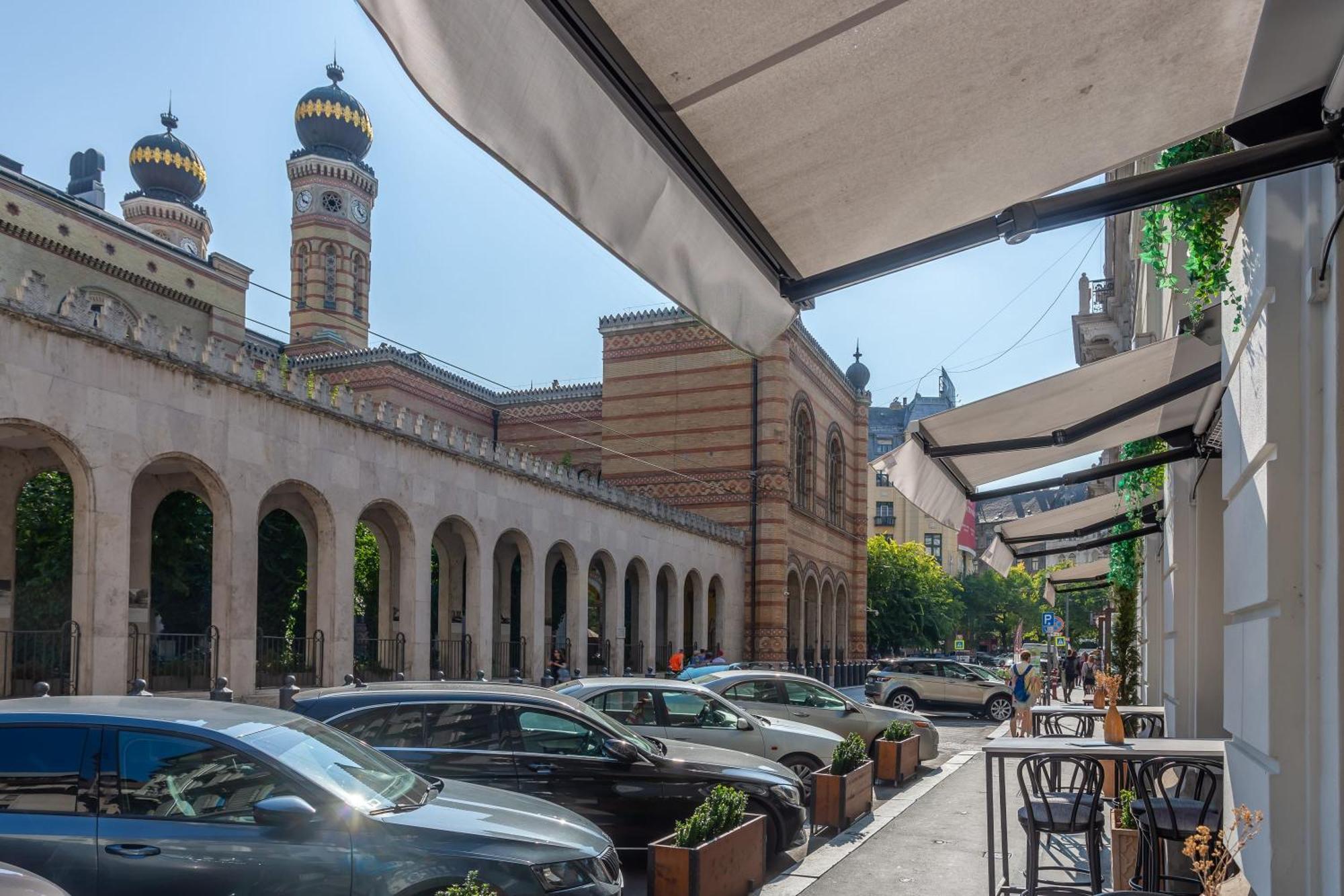 Ultra Central Luxury Budapest Ngoại thất bức ảnh