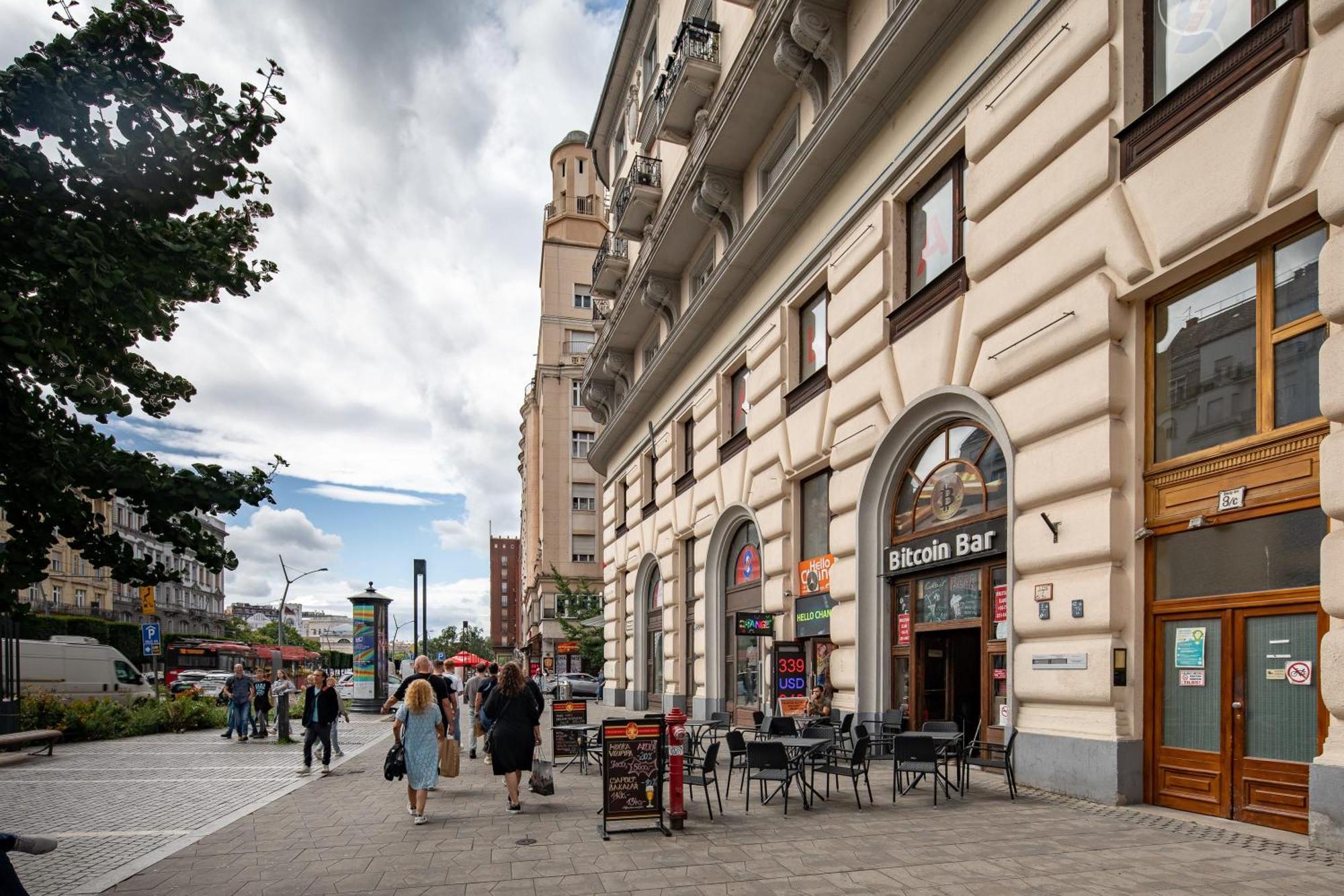 Ultra Central Luxury Budapest Ngoại thất bức ảnh